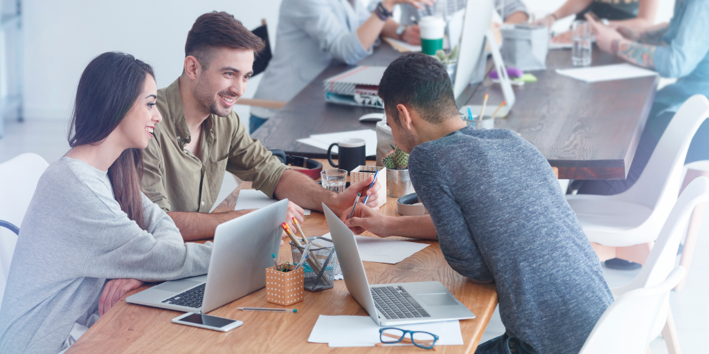 engaged-employee-meeting